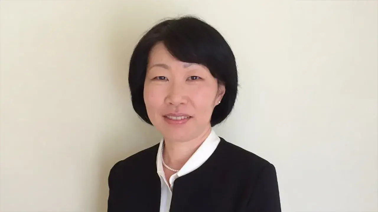 Headshot of Hyoshin Kim